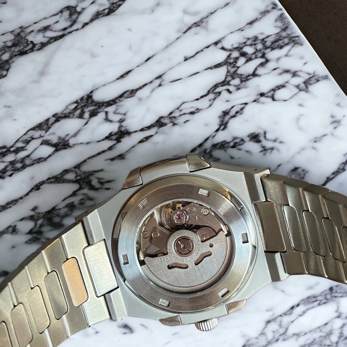 Seiko Mod Nautilus "Classic Black"